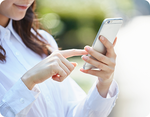 WEB予約・LINE予約を導入しています